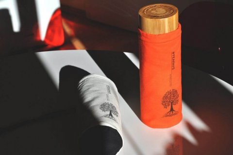 amapodo #teafavs Schutzhuelle für Teeflasche to go, Farbe orange